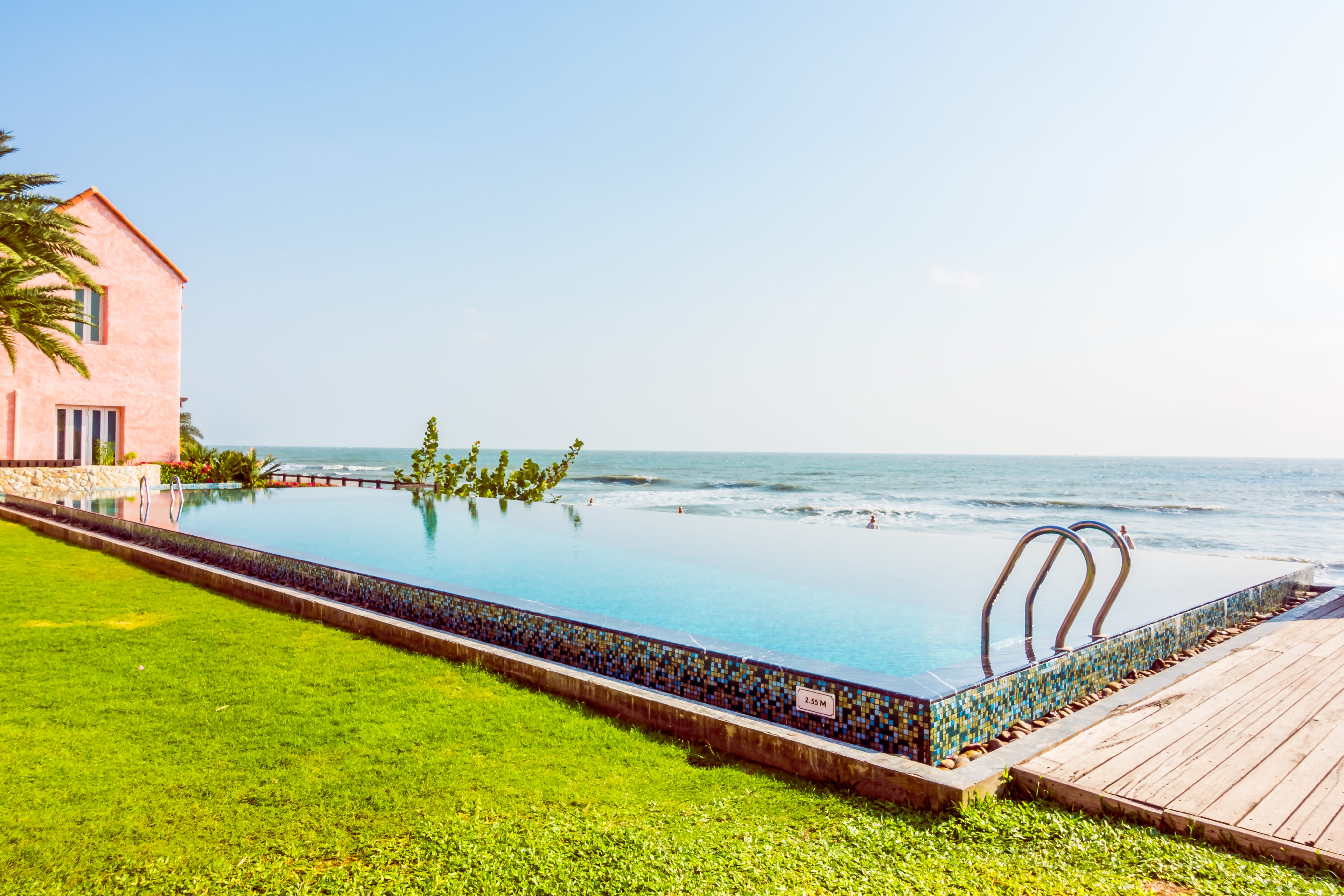 Acheter à l’étranger en 2025 : Espagne, Portugal, Grèce… où investir au soleil ?